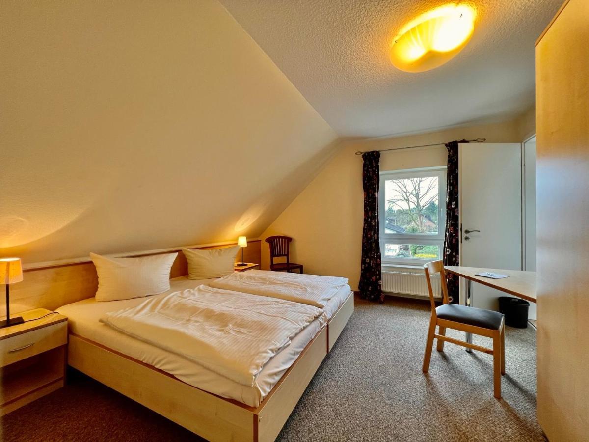 Hambühren Gaestehaus Suedheide מראה חיצוני תמונה